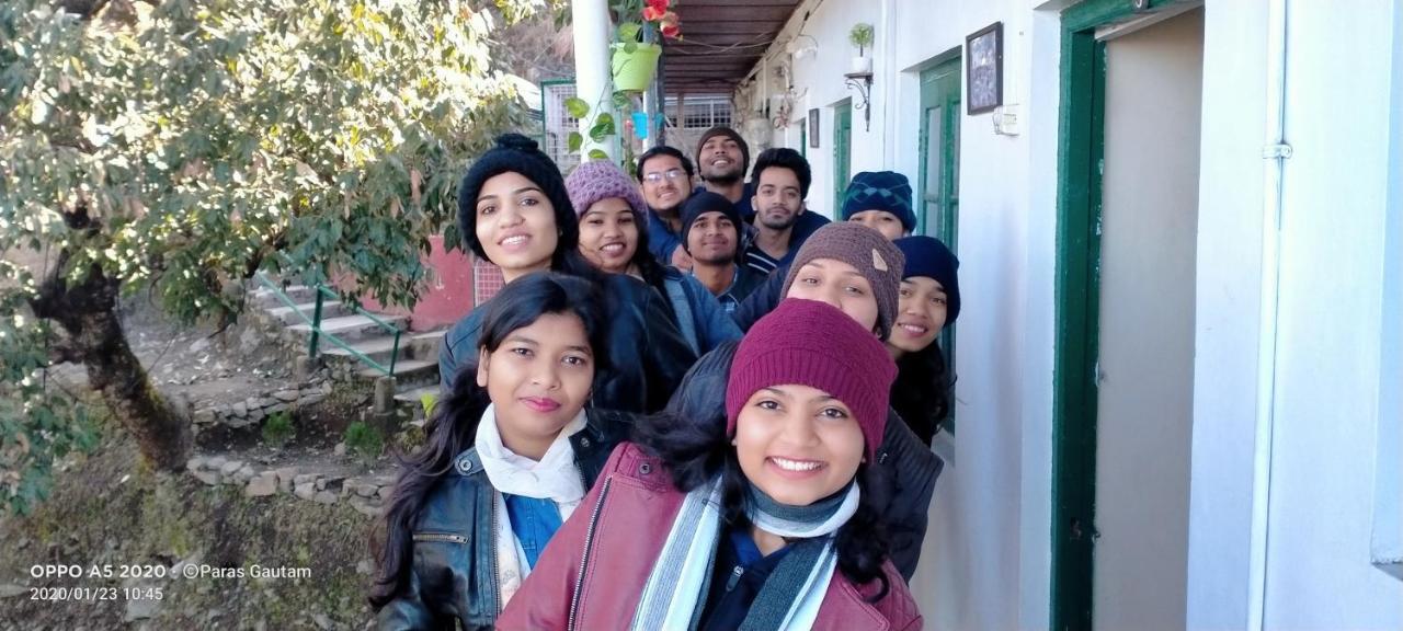 Paras Homestay Shimla Ngoại thất bức ảnh